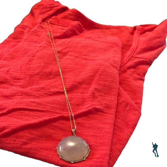 💥💥Imperfect quarts💥💥 on 14c Plated medallion on 18 inch t - Picture 3 of 5